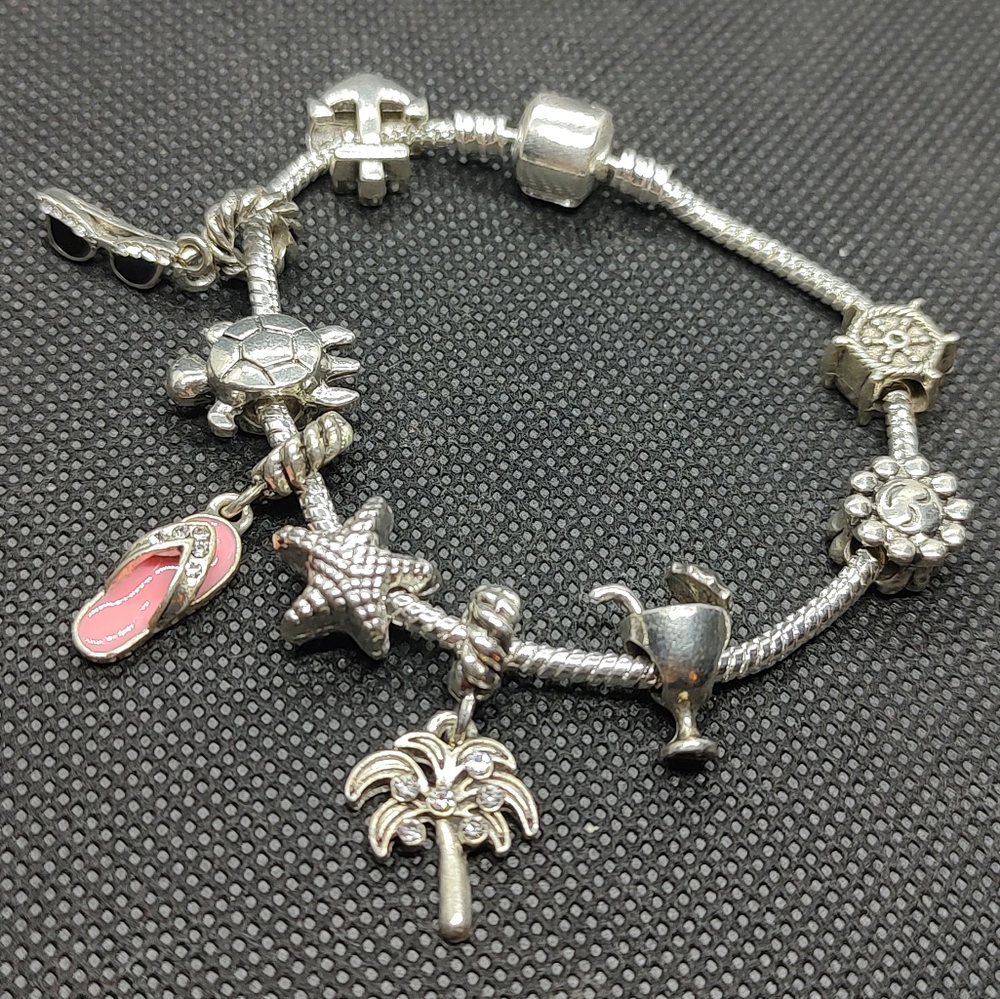 Beach Vacation thene Slide Charm Bracelet